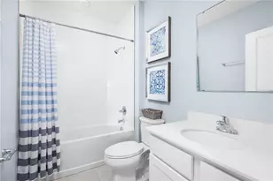 306 Biltmore Blvd, Dundee, FL 33838 - Photo 9