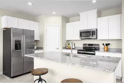 306 Biltmore Boulevard, Dundee, FL 33838 - Photo 3