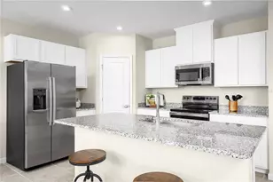 306 Biltmore Blvd, Dundee, FL 33838 - Photo 3