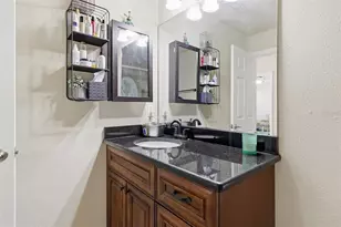 5064 Royal Palms Wy, New Port Richey, FL 34652 - Photo 19