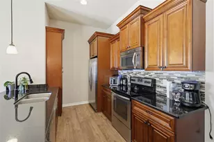 5064 Royal Palms Wy, New Port Richey, FL 34652 - Photo 13