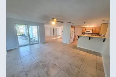 7741 Treasure Pointe Drive, Port Richey, FL 34668 - Photo 9