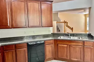 27747 Pleasure Ride Loop, Wesley Chapel, FL 33544 - Photo 9