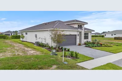 18119 Cresswind Terrace, Lakewood Ranch, FL 34211 - Photo 5