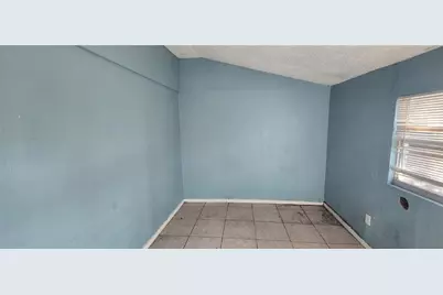 416 S Mulrennan Road, Valrico, FL 33594 - Photo 13