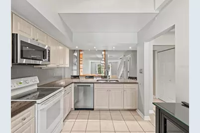 2577 Dolly Bay Drive #302, Palm Harbor, FL 34684 - Photo 9