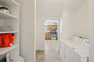 8420 Fantasia Park Way, Riverview, FL 33578 - Photo 23