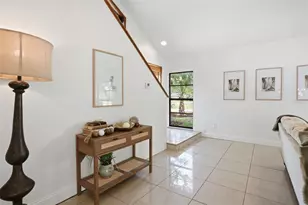 15307 Winterwind Dr, Tampa, FL 33624 - Photo 5