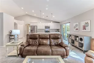 12184 Lark Sparrow Rd, Weeki Wachee, FL 34614 - Photo 21