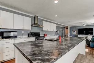 15061 Brookridge Blvd, Brooksville, FL 34613 - Photo 17