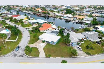 3836 Topsail Trail, New Port Richey, FL 34652 - Photo 31