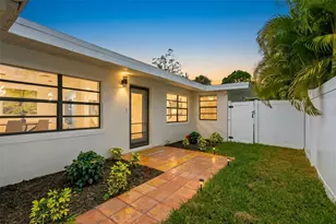 2452 Baywood Dr E, Dunedin, FL 34698 - Photo 13