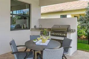 18123 Cresswind Ter, Lakewood Ranch, FL 34211 - Photo 41