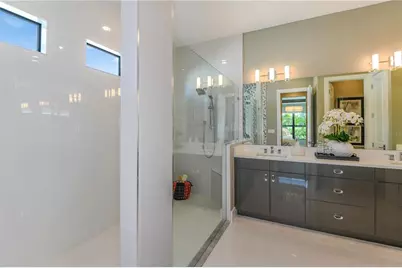 17522 Cresswind Terrace, Lakewood Ranch, FL 34211 - Photo 33