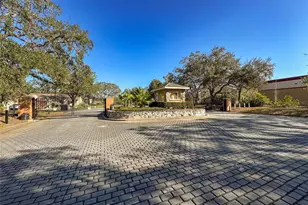 13103 Cypress Hill Dr, Hudson, FL 34669 - Photo 81