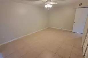 10597 101st Ave, Seminole, FL 33772 - Photo 13