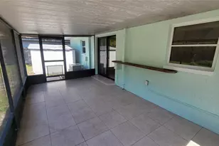 10597 101st Ave, Seminole, FL 33772 - Photo 7