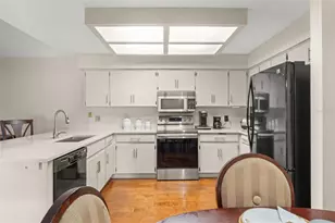 23315 Club Villas Dr, Land O Lakes, FL 34639 - Photo 19