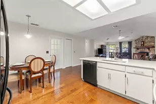 23315 Club Villas Dr, Land O Lakes, FL 34639 - Photo 15