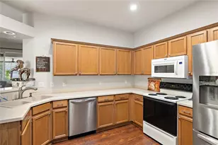 7247 Cleopatra Dr, Land O Lakes, FL 34637 - Photo 13