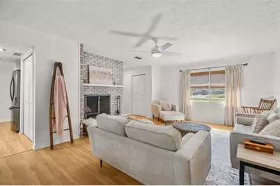 37321 Hickory Hill Lane, Dade City, FL 33525 - Photo 5