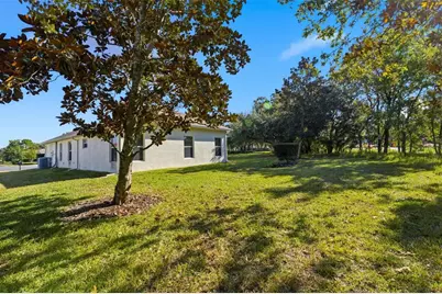 11201 Valley Stream Court, Spring Hill, FL 34609 - Photo 23