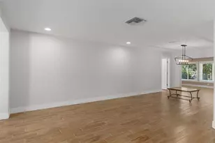 3015 Saw Mill Ln, Spring Hill, FL 34606 - Photo 7