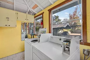 312 E Orange St, Tarpon Springs, FL 34689 - Photo 39