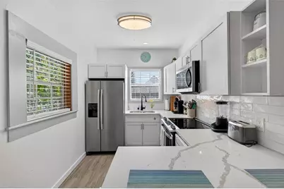 312 E Orange Street #B, Tarpon Springs, FL 34689 - Photo 51