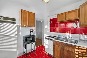 312 E Orange St, Tarpon Springs, FL 34689 - Photo 23