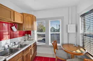 312 E Orange St, Tarpon Springs, FL 34689 - Photo 21