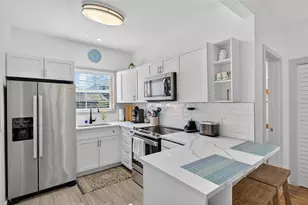 312 E Orange St, Tarpon Springs, FL 34689 - Photo 53