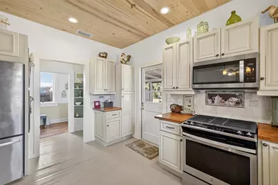 6207 Main Street, New Port Richey, FL 34653 - Photo 21