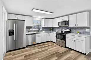 10933 Premier Ave, Port Richey, FL 34668 - Photo 3