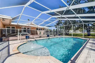 809 Whitcomb Blvd, Tarpon Springs, FL 34689 - Photo 27