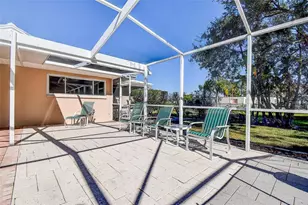 809 Whitcomb Blvd, Tarpon Springs, FL 34689 - Photo 23