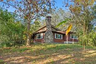 4877 Merlin Cir, Dade City, FL 33523 - Photo 3