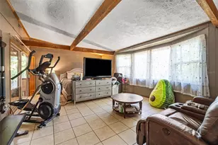 4877 Merlin Cir, Dade City, FL 33523 - Photo 39