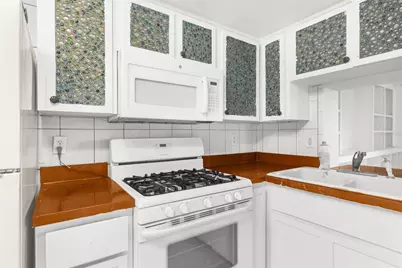 10221 Elgin Boulevard, Spring Hill, FL 34608 - Photo 15