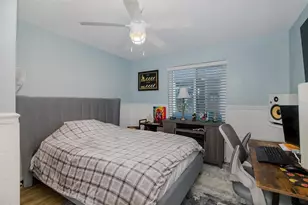 8211 Hayward Ln, Port Richey, FL 34668 - Photo 23