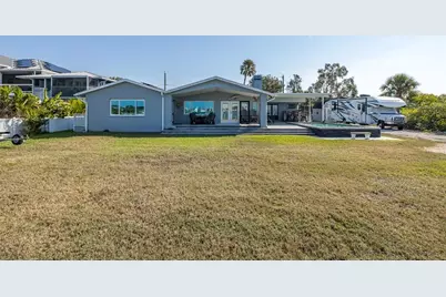 8211 Hayward Lane, Port Richey, FL 34668 - Photo 37