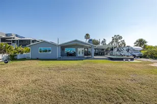 8211 Hayward Ln, Port Richey, FL 34668 - Photo 37