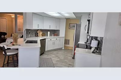 1353 Finland Drive, Spring Hill, FL 34609 - Photo 5