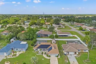 3077 Ardenwood Dr, Spring Hill, FL 34609 - Photo 3