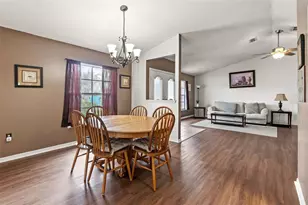 3077 Ardenwood Dr, Spring Hill, FL 34609 - Photo 7