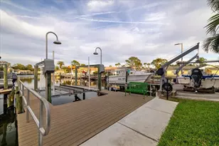 4141 Perry Pl, New Port Richey, FL 34652 - Photo 71