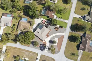 8123 River Country Dr, Weeki Wachee, FL 34607 - Photo 17