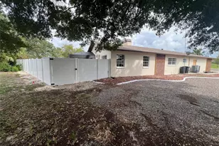 8123 River Country Dr, Weeki Wachee, FL 34607 - Photo 63