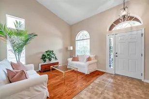 11144 Oyster Bay Cir, New Port Richey, FL 34654 - Photo 5