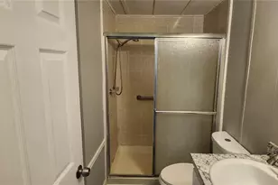 10803 Freedom Dr, Port Richey, FL 34668 - Photo 9